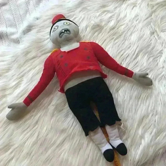 Hotel Transylvania movie 2012 Zombie plus about 18 - Picture 2 of 7